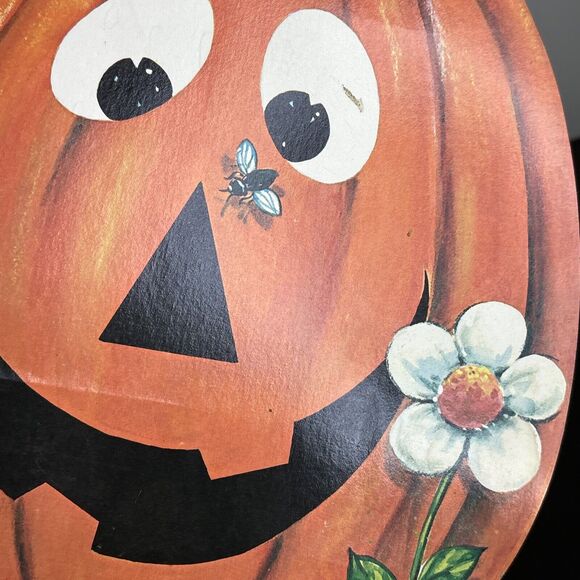 VINTAGE HALLOWEEN 15"X 10" CARD BOARD PUMPKIN DIE CUT OUT HALLOWEEN DECOR - Picture 6 of 7